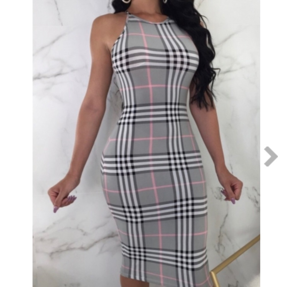 Nice inspired grey dress!!